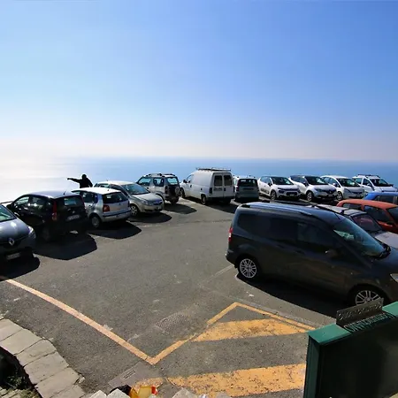 Feriehus La Casetta Di Giuly A Picco Sul Mare *