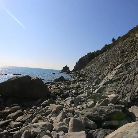 Feriehus La Casetta Di Giuly A Picco Sul Mare Biassa