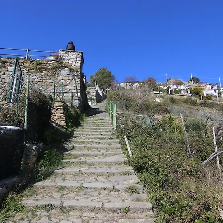 La Casetta Di Giuly A Picco Sul Mare