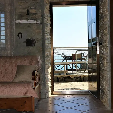 La Casetta Di Giuly A Picco Sul Mare *