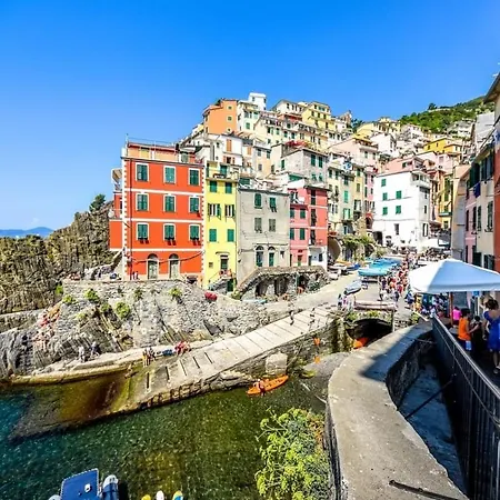 La Casetta Di Giuly A Picco Sul Mare Holiday home